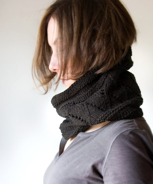 Free Knitting Pattern: New Bittersweet Cowl